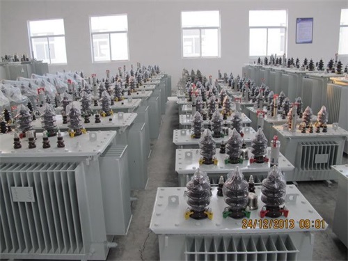 东方S13-2000KVA/35KV/10KV/0.4KV油浸式变压器